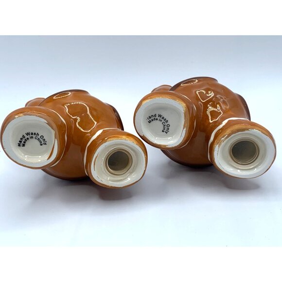 Gingerbread Man Ceramic Salt and Pepper Shakers Set Hand Wash Only Holiday Decor - Picture 4 of 9